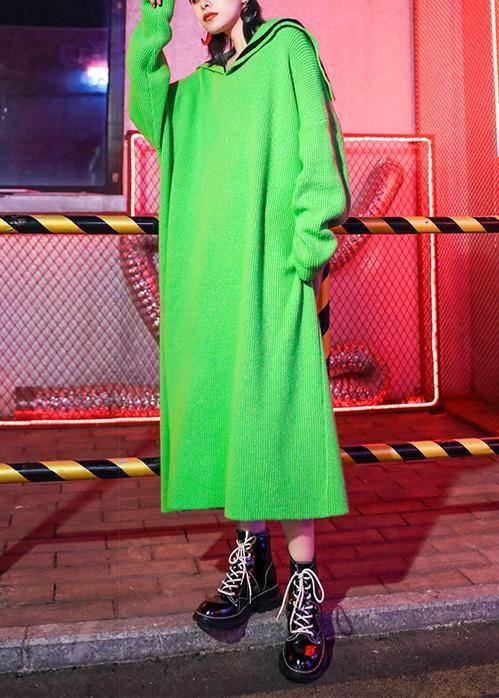 キュート グリーン ニットワンピース プラスサイズ対応 セーラーカラー アート風 冬用セータードレス